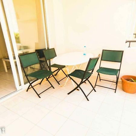 Appartamento By The Sea Paphos Esterno foto