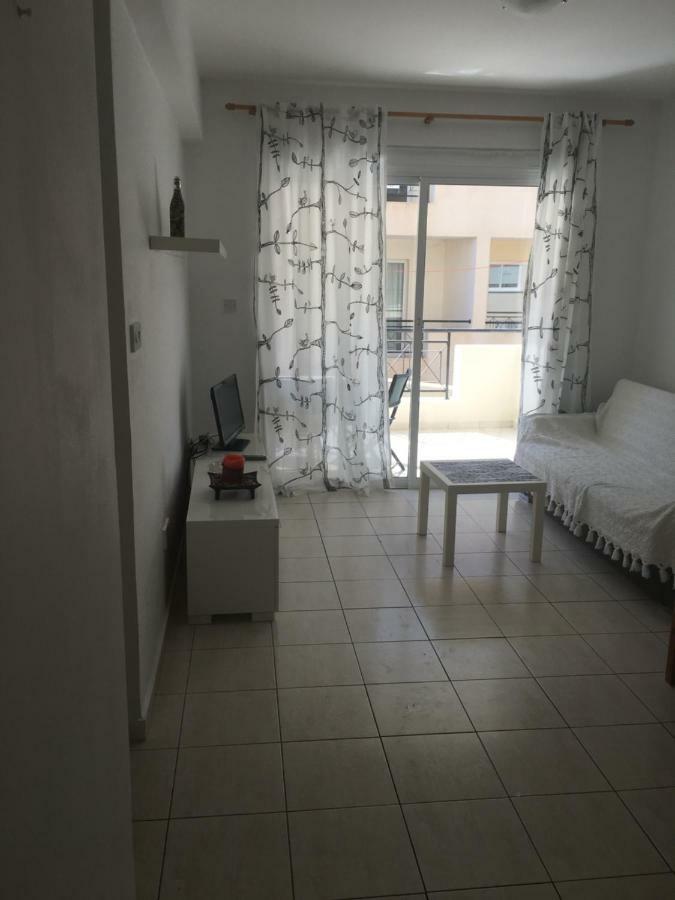 Appartamento By The Sea Paphos Esterno foto
