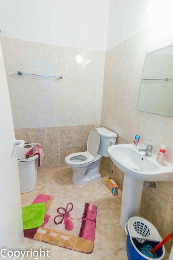 Appartamento By The Sea Paphos Esterno foto